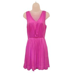 Women’s Banana Republic Size 6 V-Neck Side Zip Dress